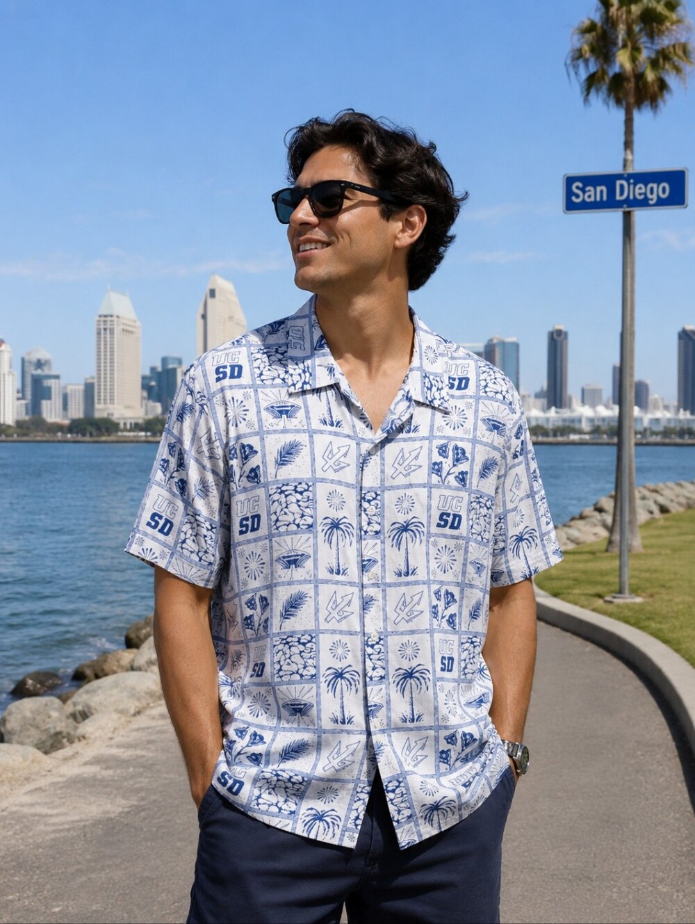 Uscape Rare USC San Diego College Camp Shirt / Sample
